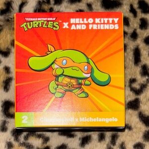 Teenage Mutant Ninja Turtles x HELLO KITTY AND FRIENDS x McDonald’s figurine